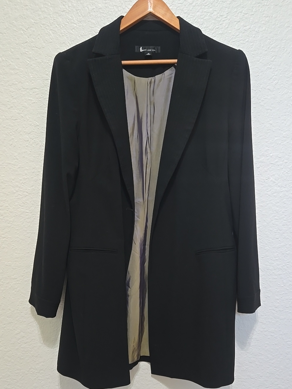 Larry Levine Black Longline Blazer with Satin Lining